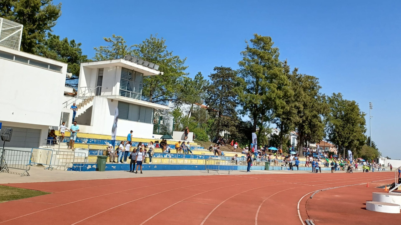 Comemorações do 25 de Abril trazem competição de atletismo à Sobreda