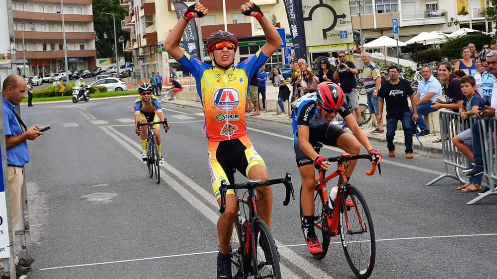 Ciclista Charnequense vence prova em Torres Vedras 